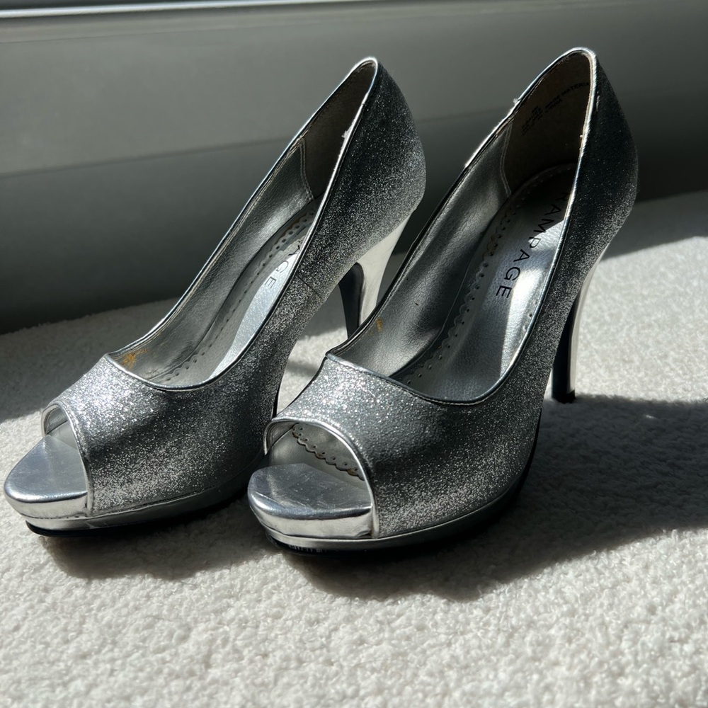 Silver dress heel